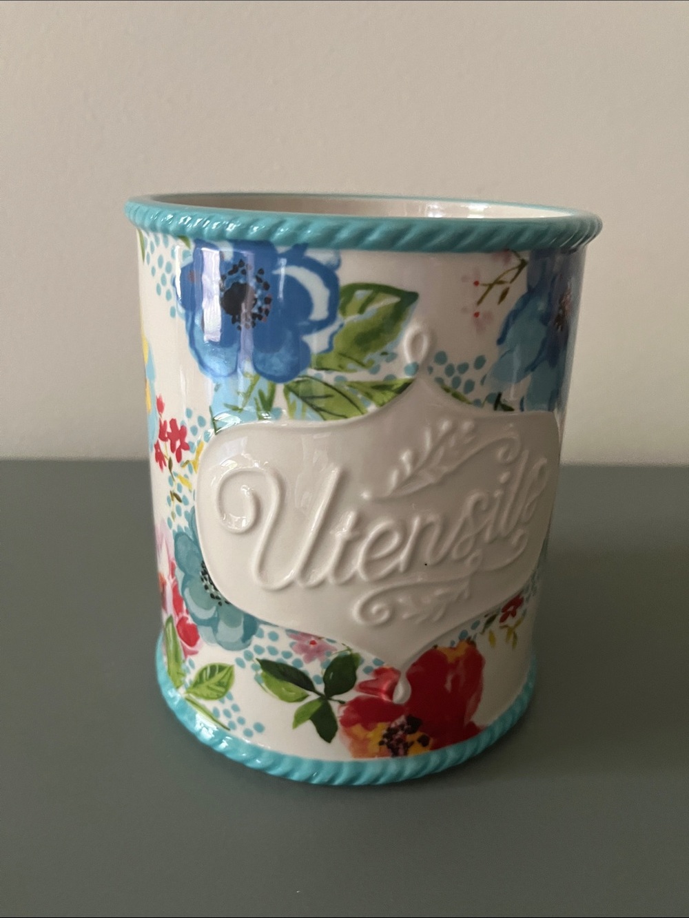 Retired Pioneer Woman Melody Stoneware Utensil Holder